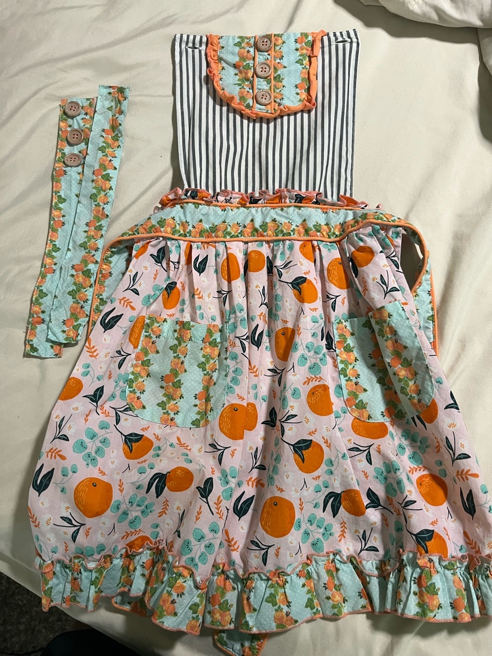 Matilda Jane apron one size fits all youth Oranges 🍊 One size fits all